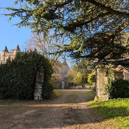 Au Château De La Tour à 15 Minutes Du Futuroscope Casa de Férias *